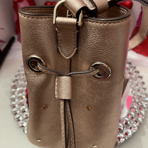 EUC KATE SPADE METALLIC MARTI BUCKET BAG ROSE GOLD - Picture 13 of 14